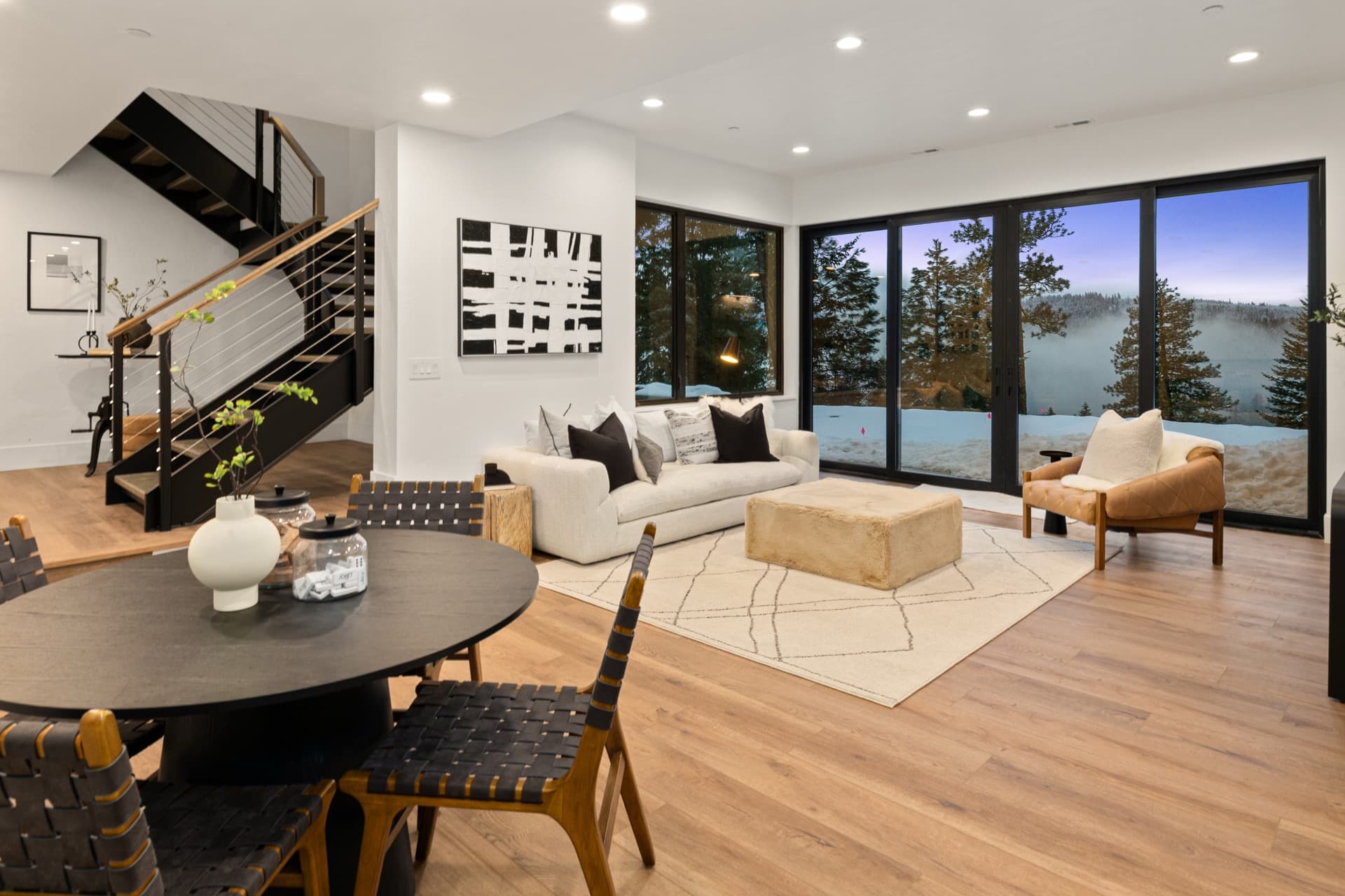 Kokanee Loop custom home in Cle Elum, WA by Benchmark Custom Homes — interior and exterior detail (16 of 19)