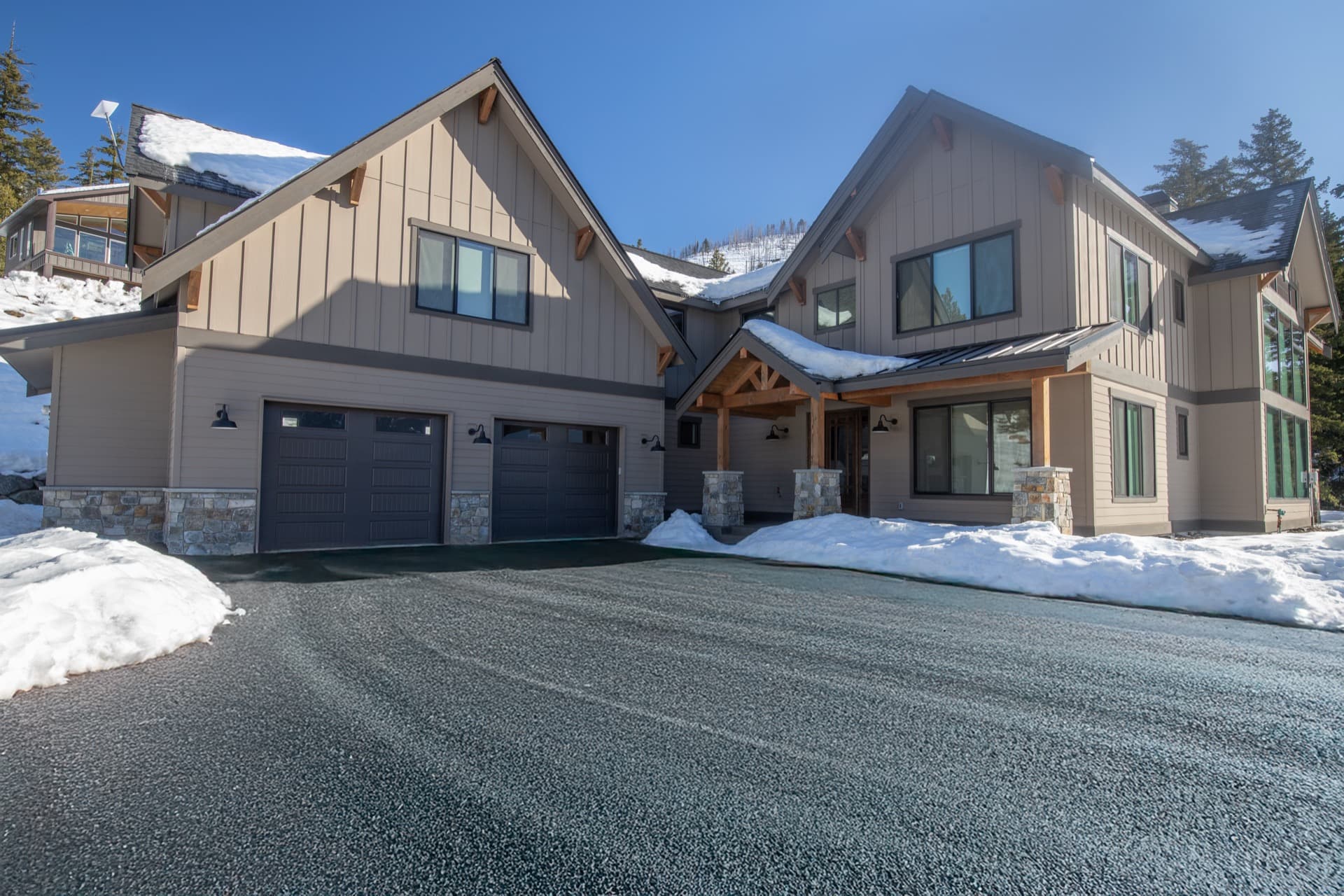 Morgan Creek custom home in Kittitas County, WA by Benchmark Custom Homes — interior and exterior detail (2 of 9)