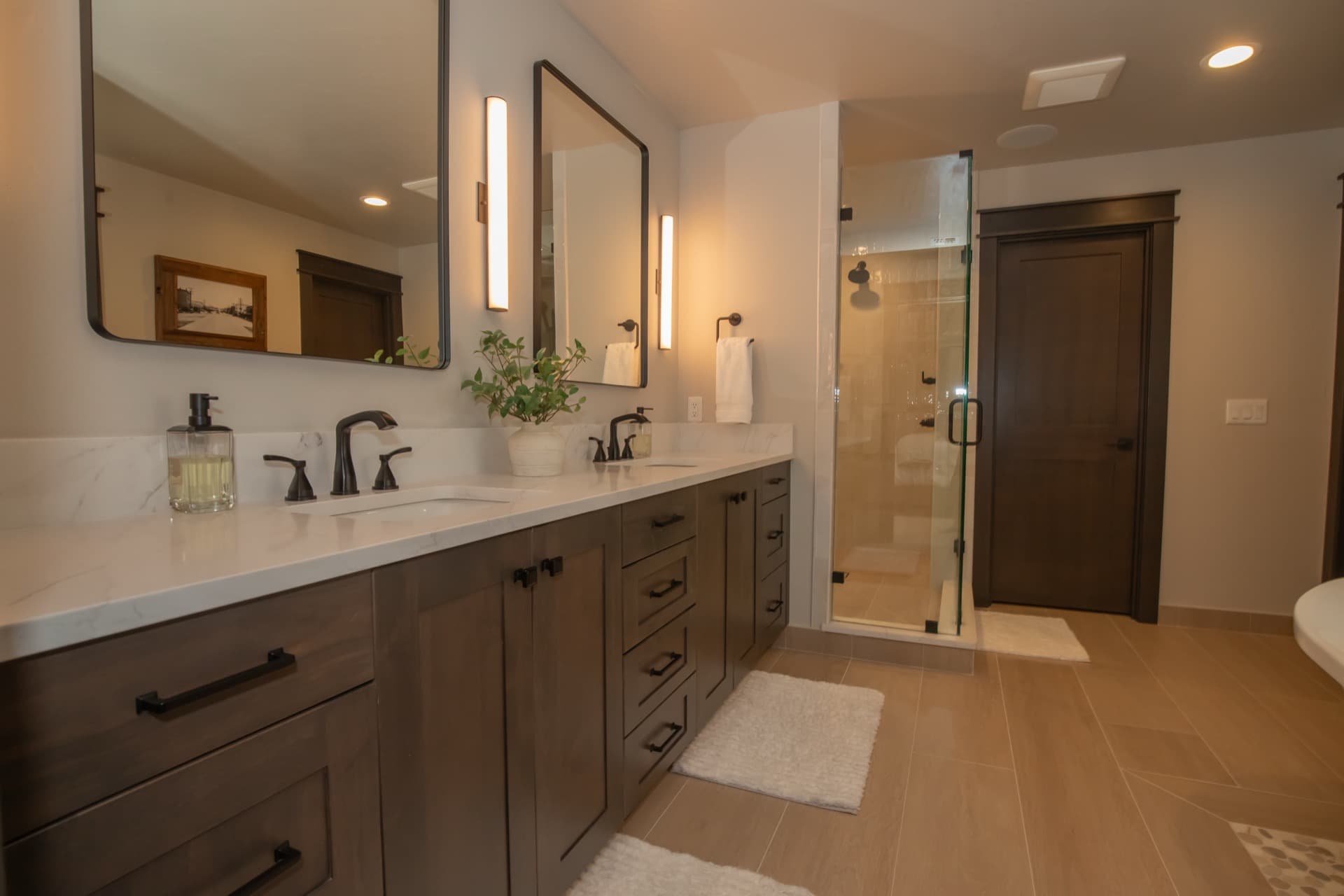 Morgan Creek custom home in Kittitas County, WA by Benchmark Custom Homes — interior and exterior detail (9 of 9)
