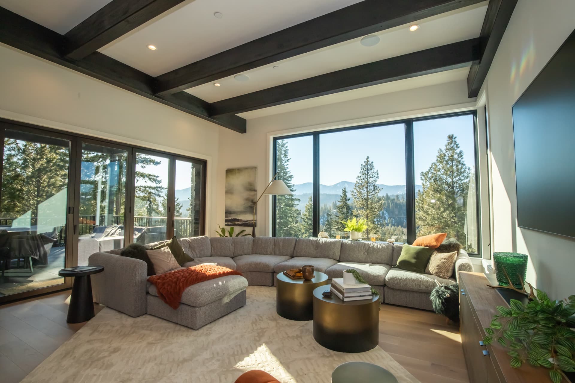 River Ridge custom home in Ellensburg, WA by Benchmark Custom Homes — interior and exterior detail (7 of 12)